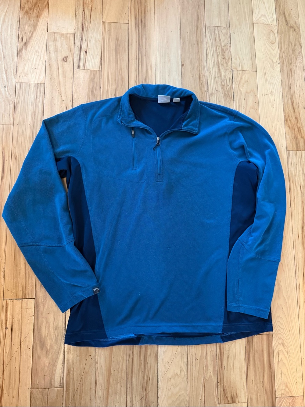 Storm Creek blue quarter zip sweatshirt Size XL